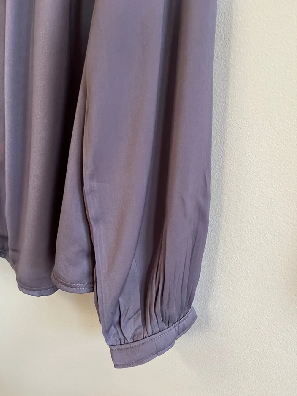 Anthropologie Silky Smocked Yoke Long Sleeve Purple Button down Shirt size large - Picture 6 of 16